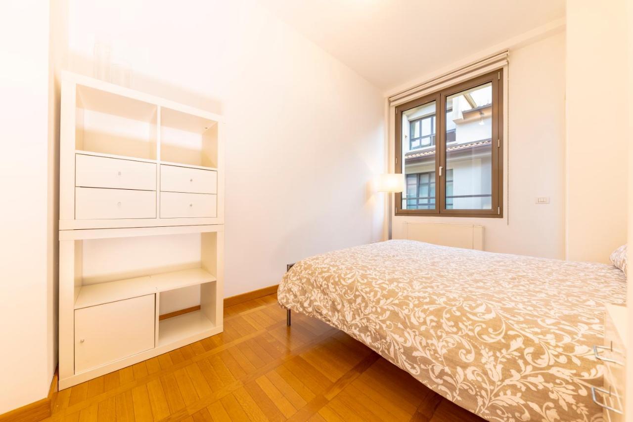 Luxury 1 Bedroom Navigli Loft Милан Экстерьер фото