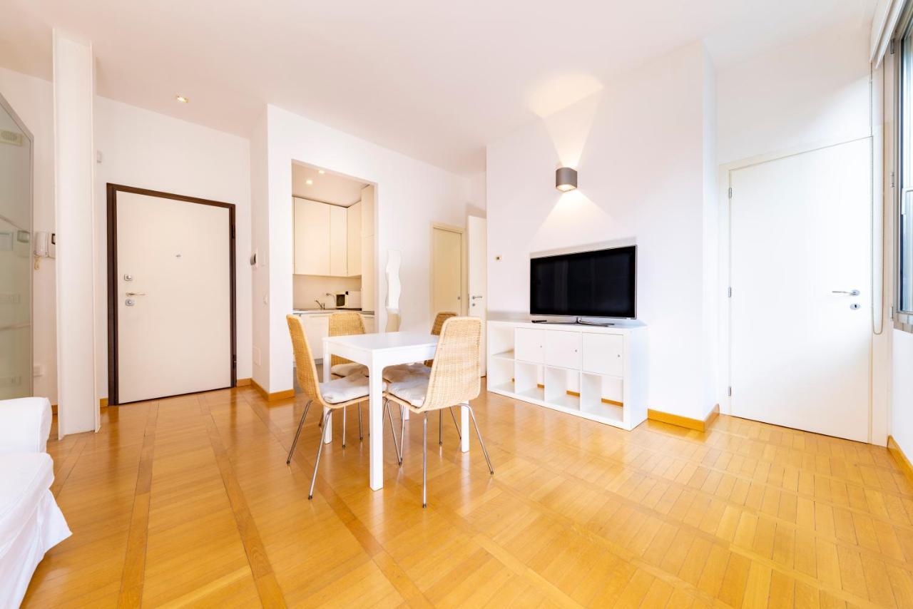 Luxury 1 Bedroom Navigli Loft Милан Экстерьер фото